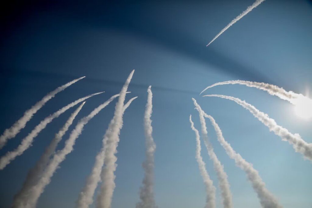 Irán ataca con drones a Bahréin y Kuwait en plena escalada con EE.UU.