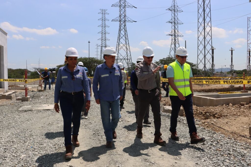 El presidente Daniel Noboa refuerza la transmisión eléctrica con el nuevo sistema Las Orquídeas, una obra estratégica para 1,2 millones de guayaquileños