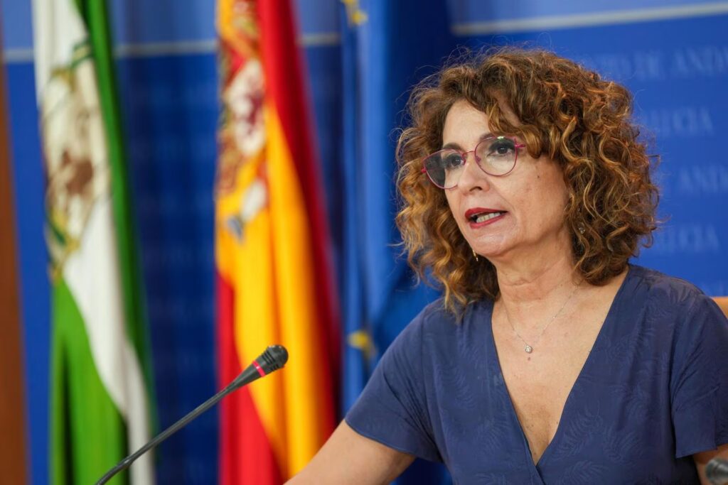 María Jesús Montero defiende a Zapatero ante cambios de versión en caso Plus Ultra