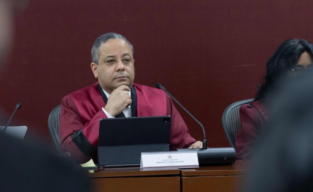 TC rechaza recurso que buscaba aumentar el salario exento del ISR