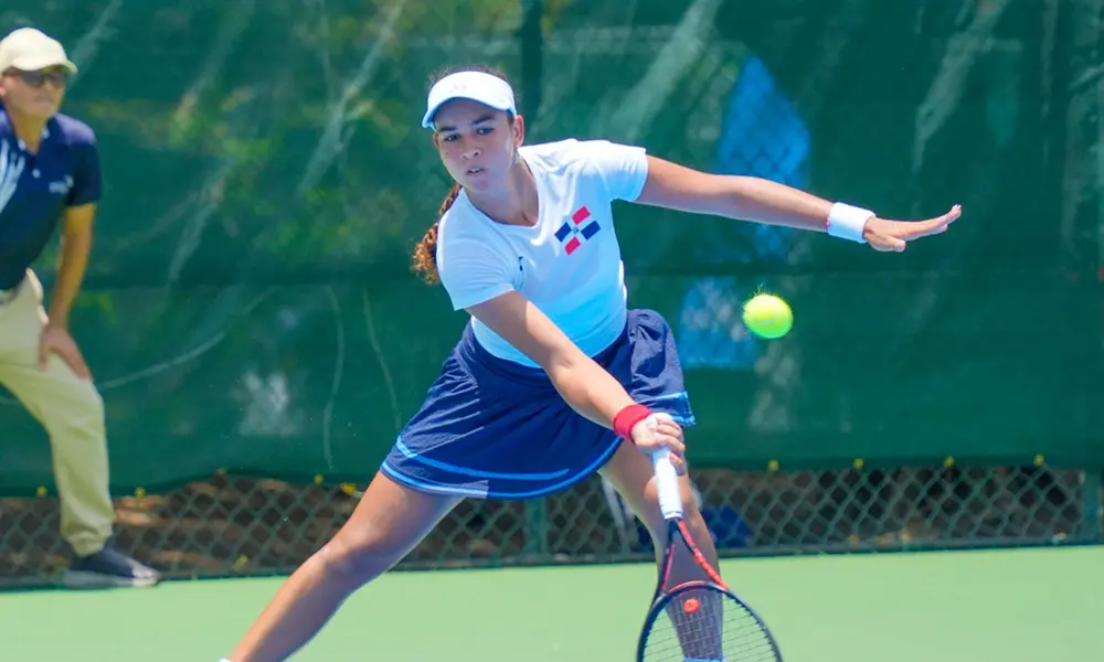 De la Cruz y Zamburek avanzan en el tenis femenino