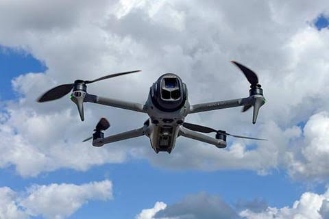 Restringen el vuelo de drones en recintos deportivos de Santo Domingo 2026