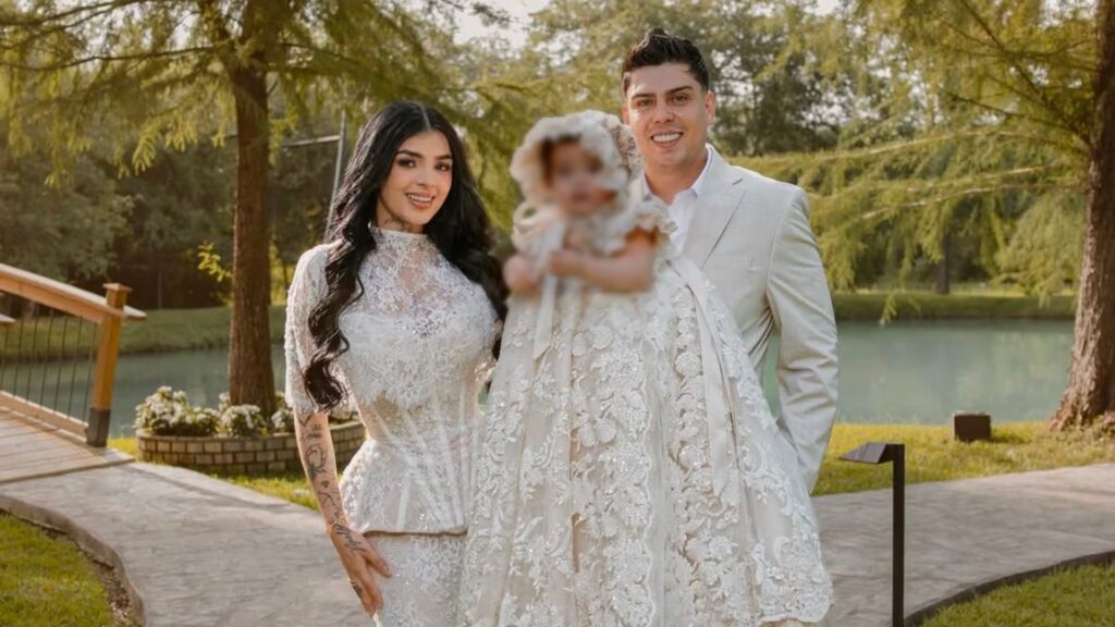 Asalto a Karely Ruiz: esposo golpeado, hija ilesa y $200,000 en pérdidas