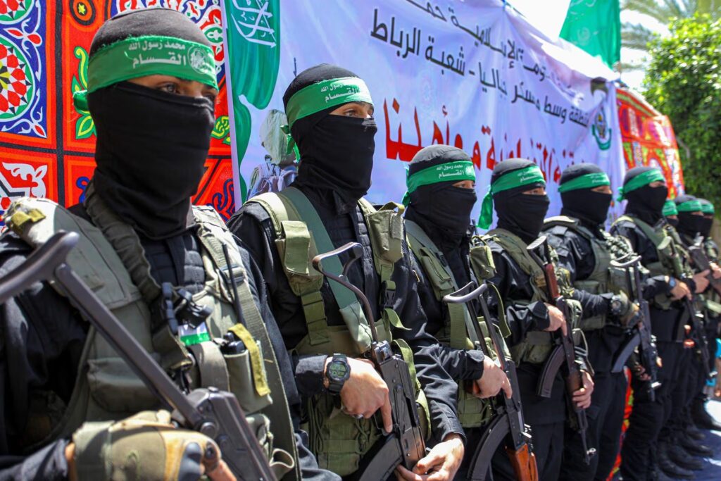 Hamas y mediadores acercan posturas sobre armas; Israel exige desarme total