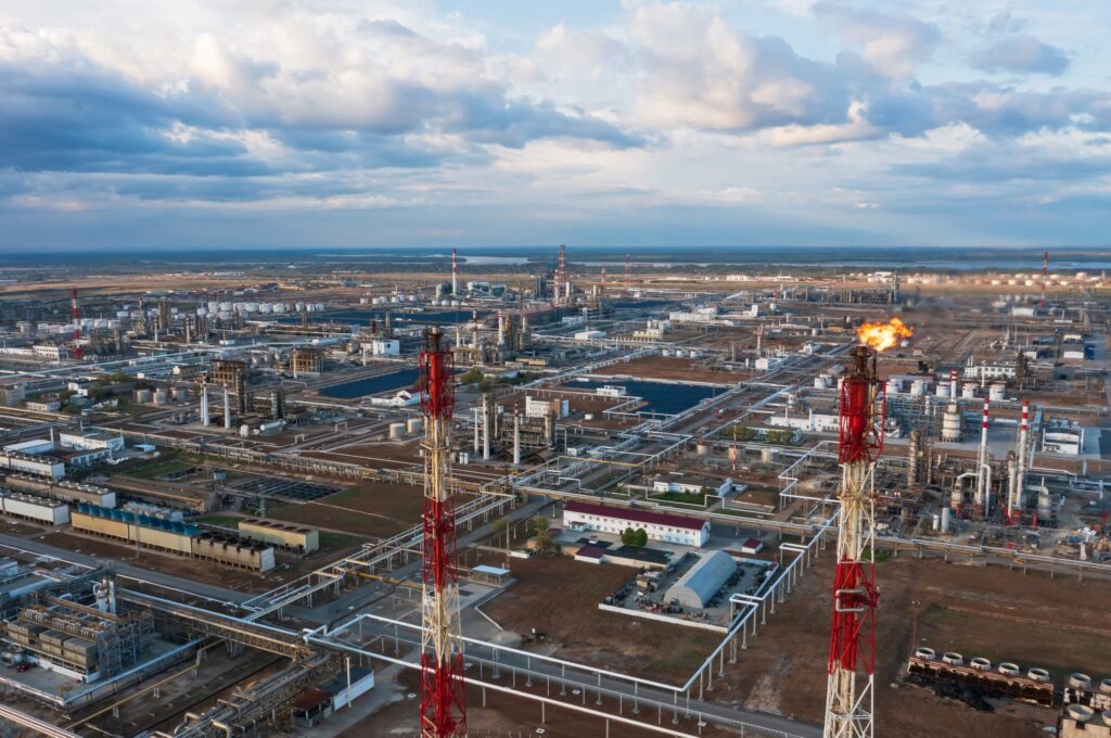 Ucrania incendia planta energética y almacenes de Wildberries en Rusia