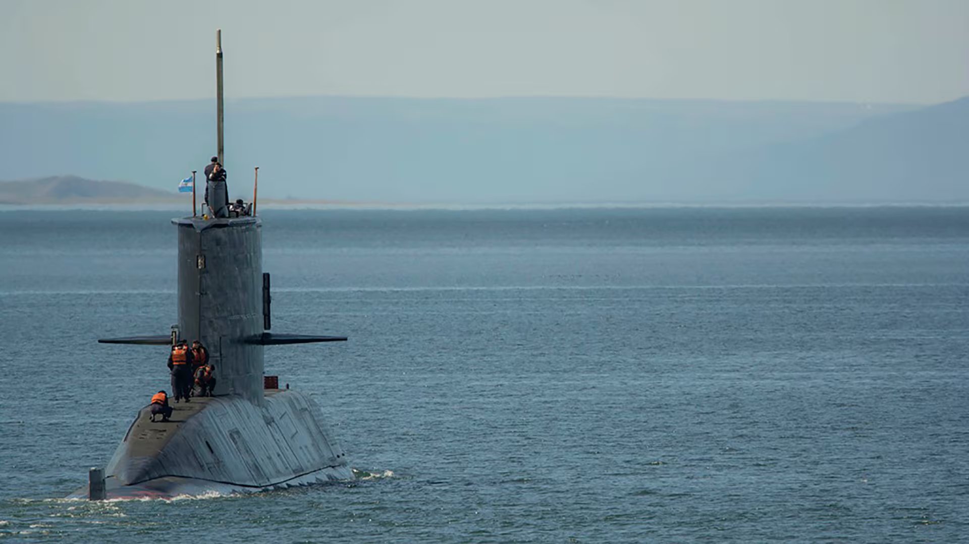 El ARA San Juan super&oacute; su profundidad l&iacute;mite a las 10.52 del 15 de noviembre de 2017, luego de una p&eacute;rdida de control cuyas causas a&uacute;n no pudieron determinarse (Gentileza: Sergio Gali&ntilde;anes-ObturArte)