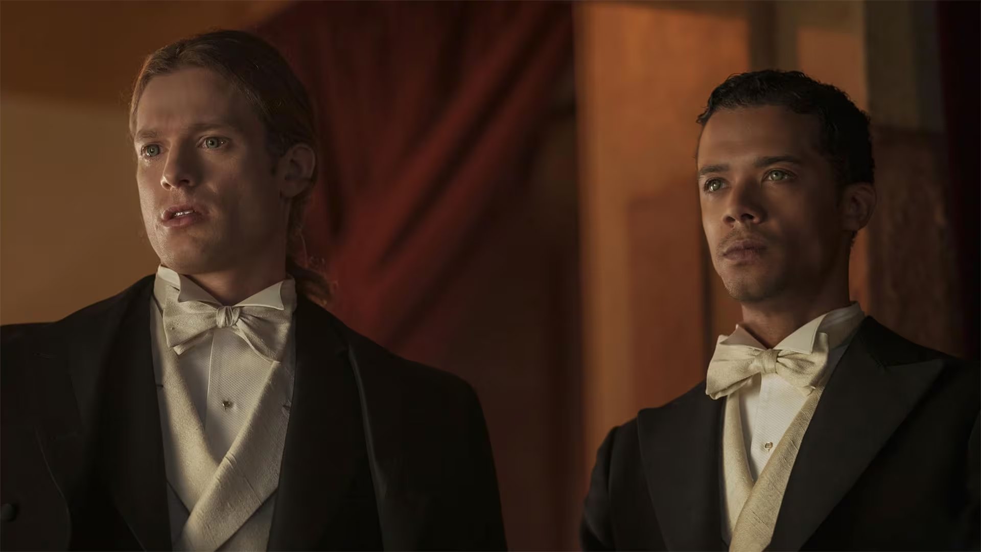 Jacob Anderson destacó que Sam Reid se expone sin temor en El vampiro Lestat y amplía las posibilidades dramáticas de cada escena