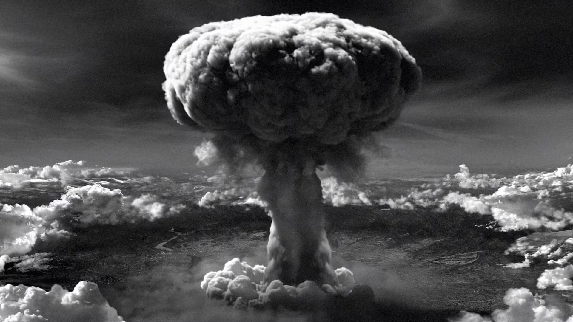Las bomba at&oacute;mica lanzada sobre Hiroshima (Archivo DEF)
