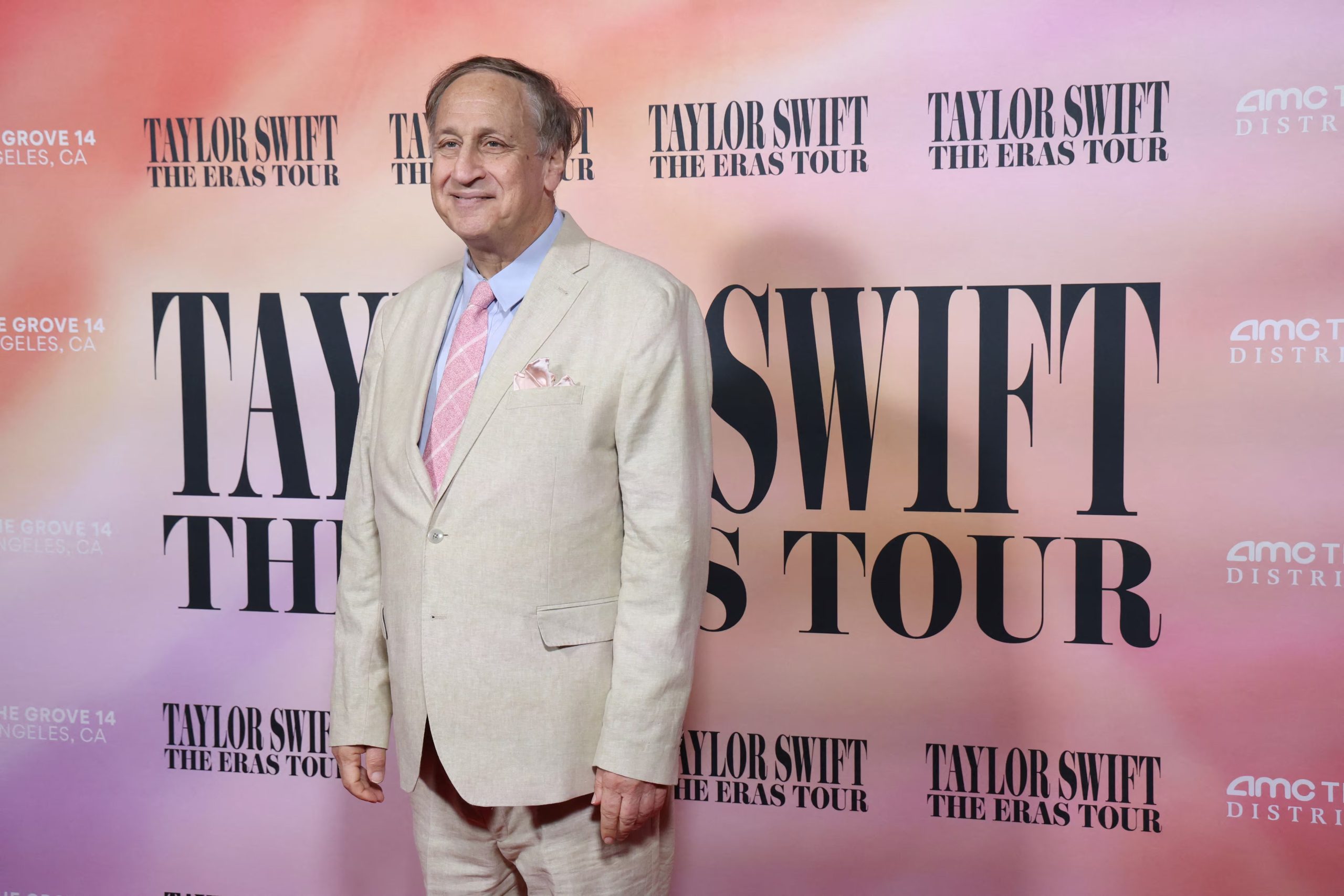 Adam Aron, CEO de AMC, describió los votos de Taylor y Travis como “largos, entretenidos, personales, emotivos, irreverentes y entrañables”
REUTERS/Mario Anzuoni