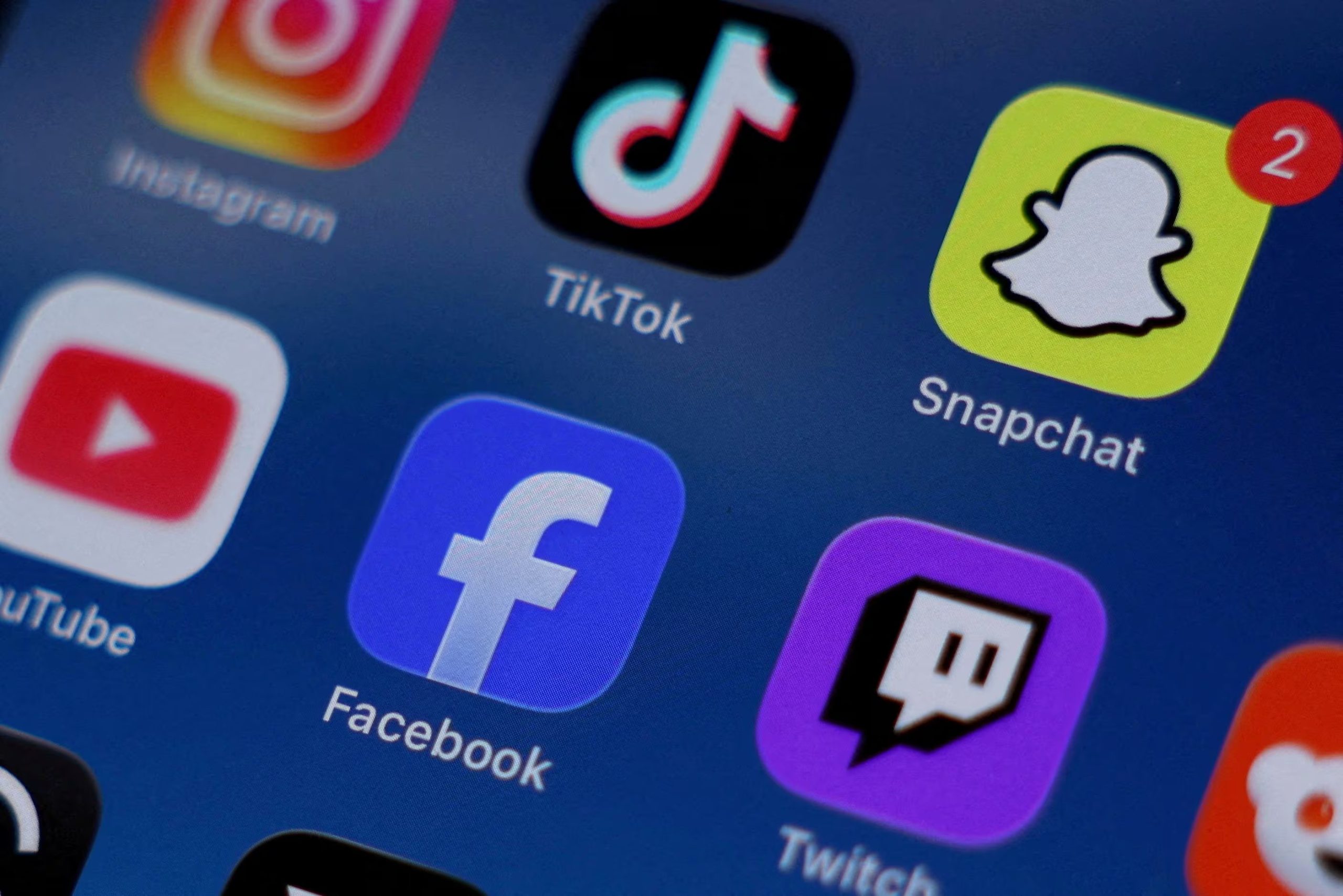 Las plataformas digitales deber&aacute;n implementar sistemas de verificaci&oacute;n de edad para cumplir la ley. (Reuters)