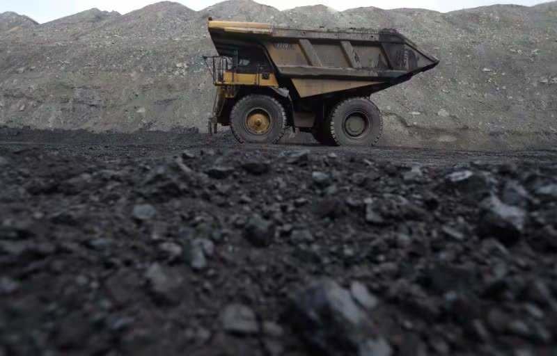 El consumo de carb&oacute;n en Estados Unidos subi&oacute; 10% en 2025, revirtiendo la tendencia de sustituci&oacute;n por energ&iacute;as m&aacute;s limpias e impulsando el aumento de emisiones (REUTERS/Jim Urquhart)