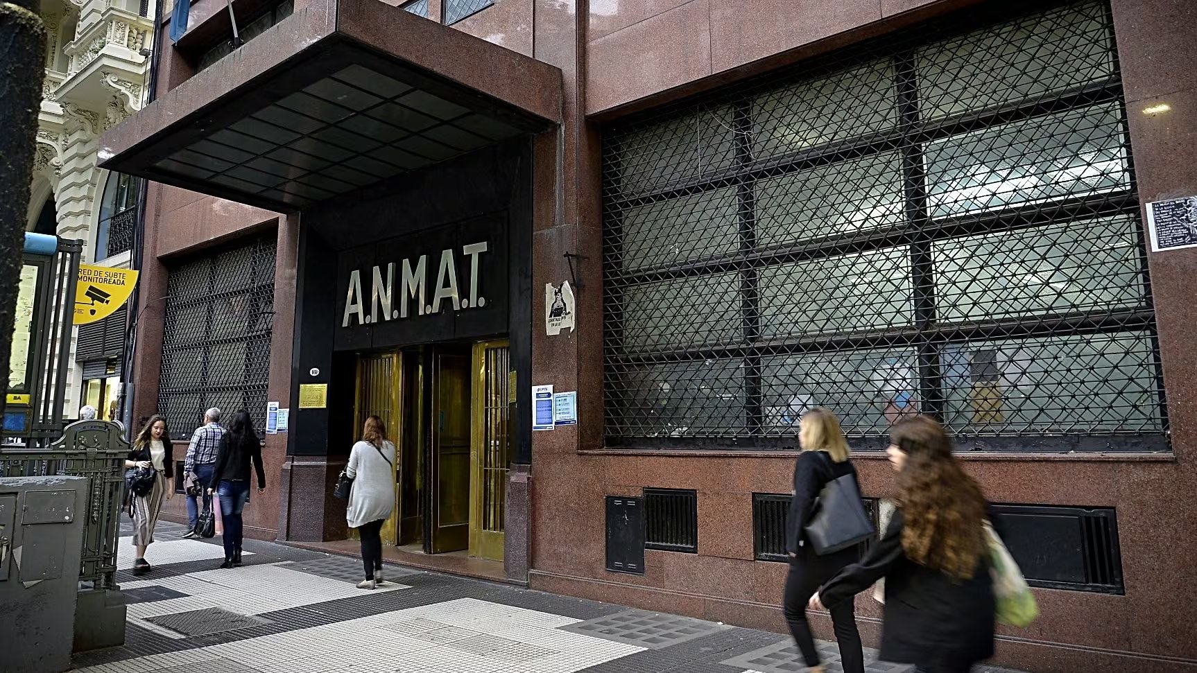 Los organismos de control sobre medicamentos están bajo la lupa judicial (Gustavo Gavotti)