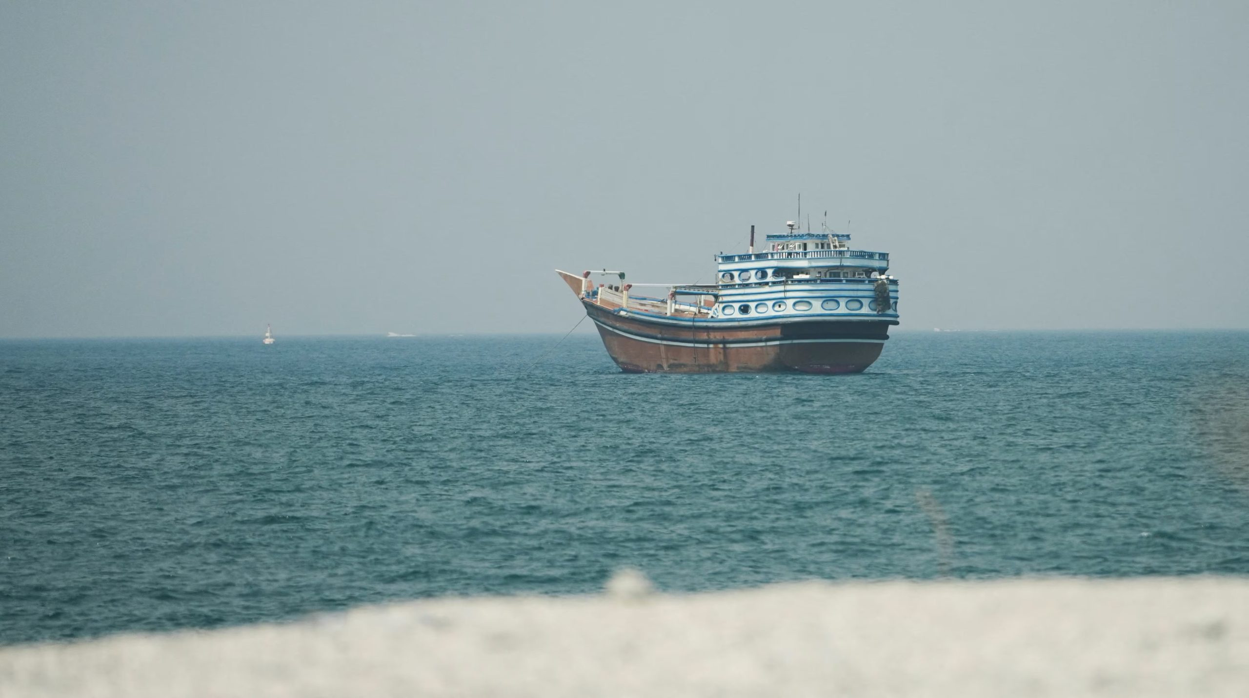 Un barco en el estrecho de Ormuz (REUTERS/Stringer)