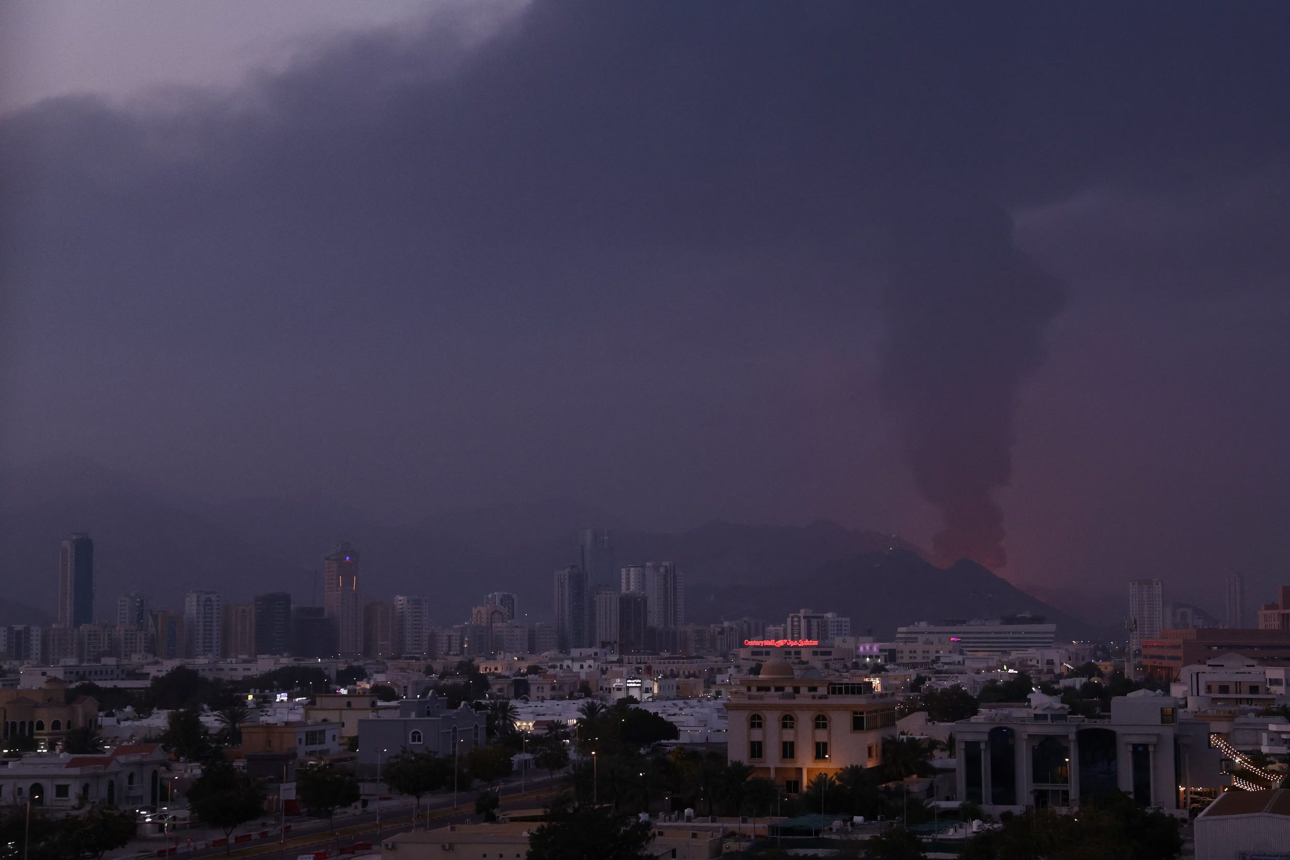 Smoke rises in the Fujairah oil industry zone following a fire caused by debris after interception of a drone by air defenses, according to the Fujairah media office, amid the U.S.-Israel conflict with Iran, in Fujairah, United Arab Emirates, March 3, 2026. REUTERS/Amr Alfiky