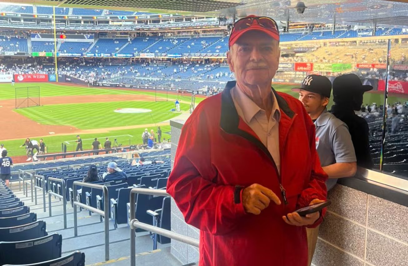 Iván Mejía es uno de los periodistas deportivos más recordados en Colombia y se había retirado en 2018 - crédito @PajaritoDeIvan/X