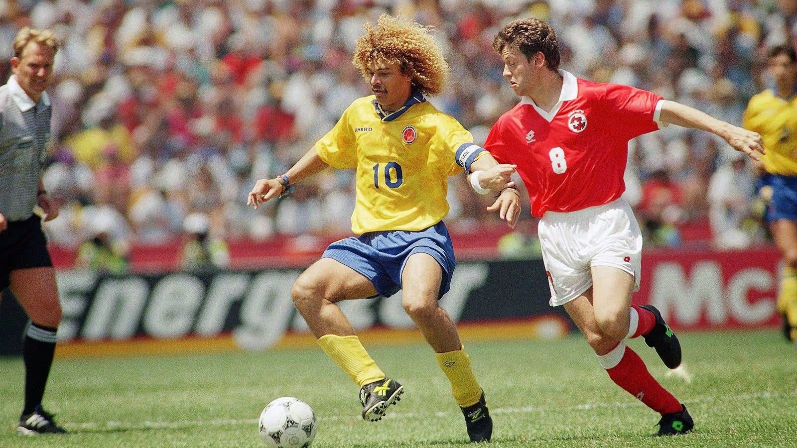 Carlos Valderrama hizo parte de aquel partido ante Suiza en Estados Unidos 1994, disputado en Los &Aacute;ngeles y con goles de Harold Lozano y Herman Gaviria - cr&eacute;dito @AntonioUbilla1/X