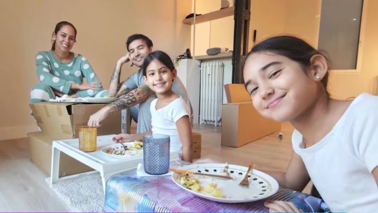 La familia se instaló en Madrid hace cuatro meses después de enviar parte de sus muebles desde Lima en barco.