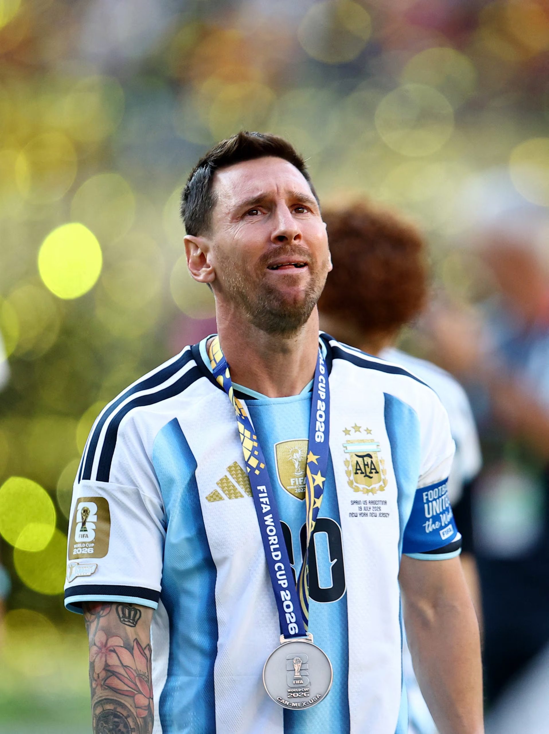 La mirada perdida de Messi reflej&oacute; el impacto de la ca&iacute;da en la final