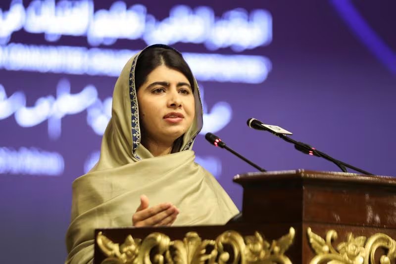 El momento en que Malala Yousafzai habla durante la cumbre 