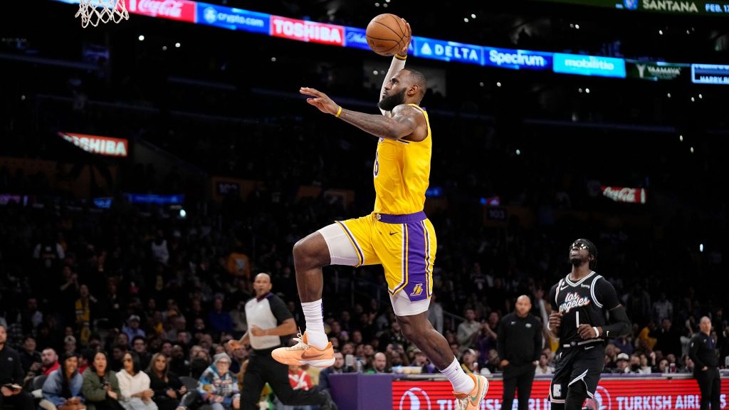 Fin de una era en Los &Aacute;ngeles y reconfiguraci&oacute;n de los Lakers