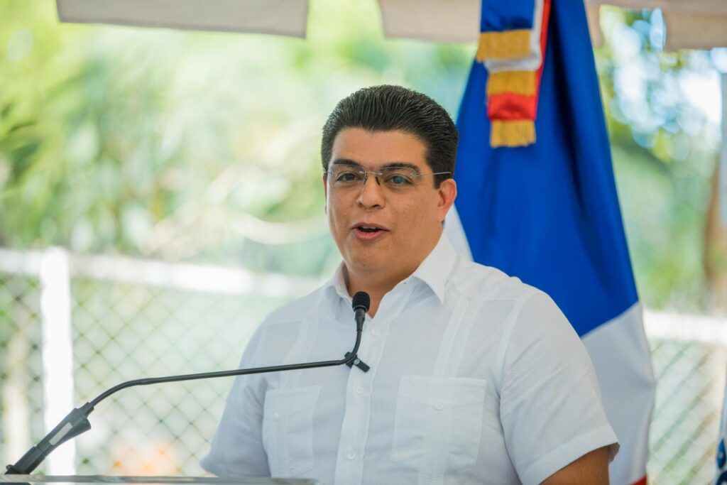 Fellito Suberví fortalece su liderazgo tras ser ratificado como presidente del PRM en la capital por las tres circunscripciones