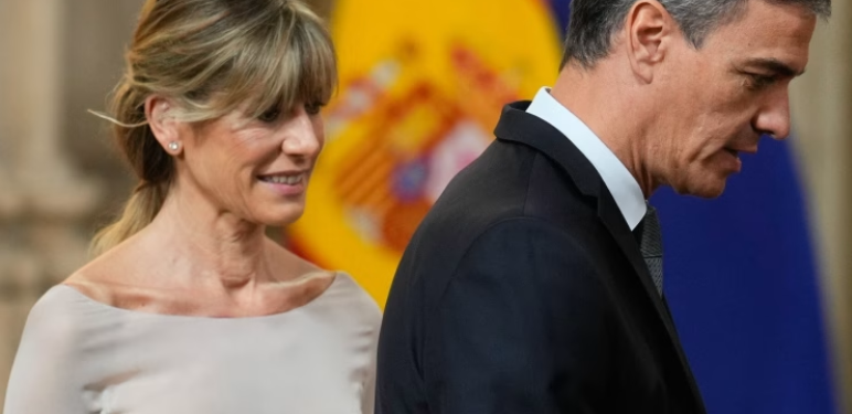 Rebajan condena solicitada contra esposa de Pedro Sánchez
