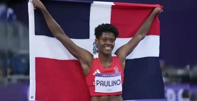 RD hace historia en relevo 4×400 con Marileidy Paulino