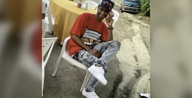 Comunidad de Madre Vieja Sur despide a joven Alex