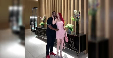 Edwin Encarnación sorprende a Karen Yapoort en su cumpleaños