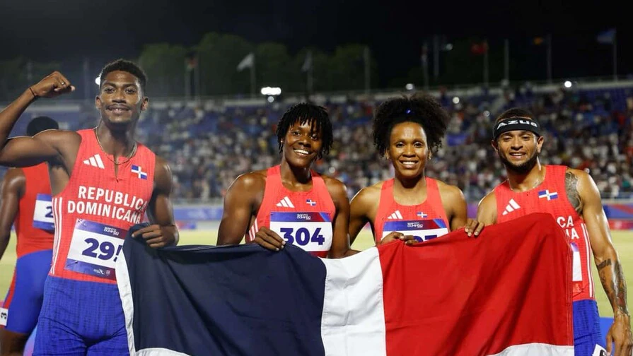 Marileidy Paulino guía a RD al oro en relevo mixto 4×400 en Santo Domingo 2026