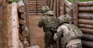 Embajada rusa en Colombia niega reclutar exmilitares para Ucrania