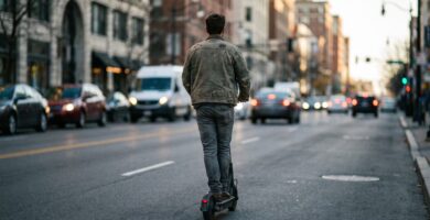 Monopatines eléctricos: más lesiones graves que motos y bicicletas