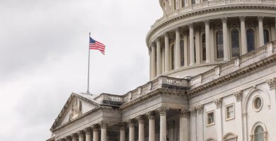 Estados Unidos perdió 23.000 empleos en julio: impacto en la Fed