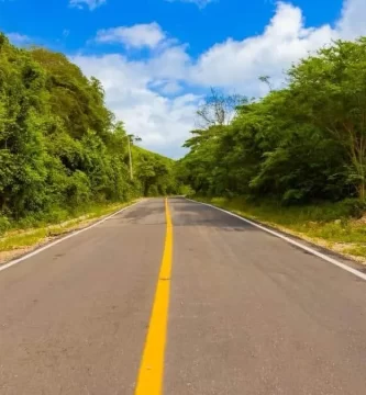 Avanzan a ritmo acelerado los trabajos de construcción de la carretera Enriquillo-Polo, en Barahona