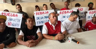 Protestan contra apagones; paro en el Cibao