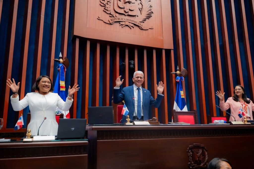 Senado aprueba en segunda lectura reforma al Código Penal