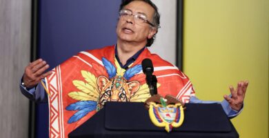 Gustavo Petro deja la presidencia de Colombia: así fue su salida