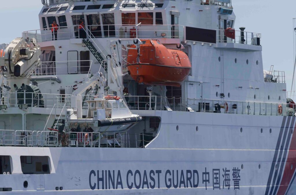 Taiwán rechaza controles chinos en el estrecho por tifón Dolphin