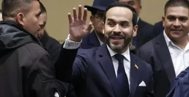 De la Espriella asume una Colombia dividida: cinco claves del giro político que comienza