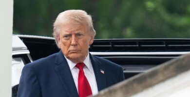 Interceptan dos aviones que violaron el espacio aéreo en el club donde estaba Trump