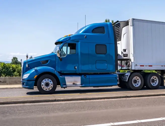 Más de 800 camioneros extranjeros fueron retirados de circulación en EE. UU. por no calificar