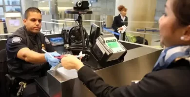 USCIS restablece facultad para agentes negar solicitudes cuando no se presente la evidencia inicial requerida