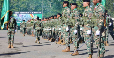 Ejército gradúa a 587 nuevos soldados tras completar su formación militar
