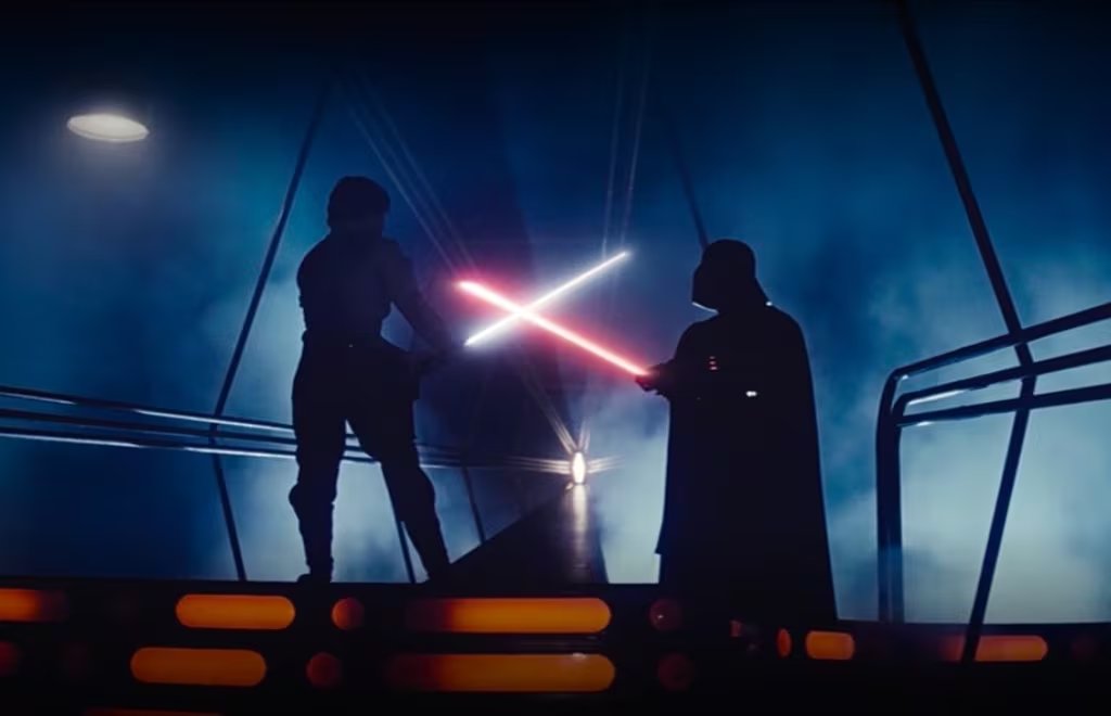 El origen oculto de los sables láser de Star Wars: secretos, tradiciones y el poder detrás de sus colores