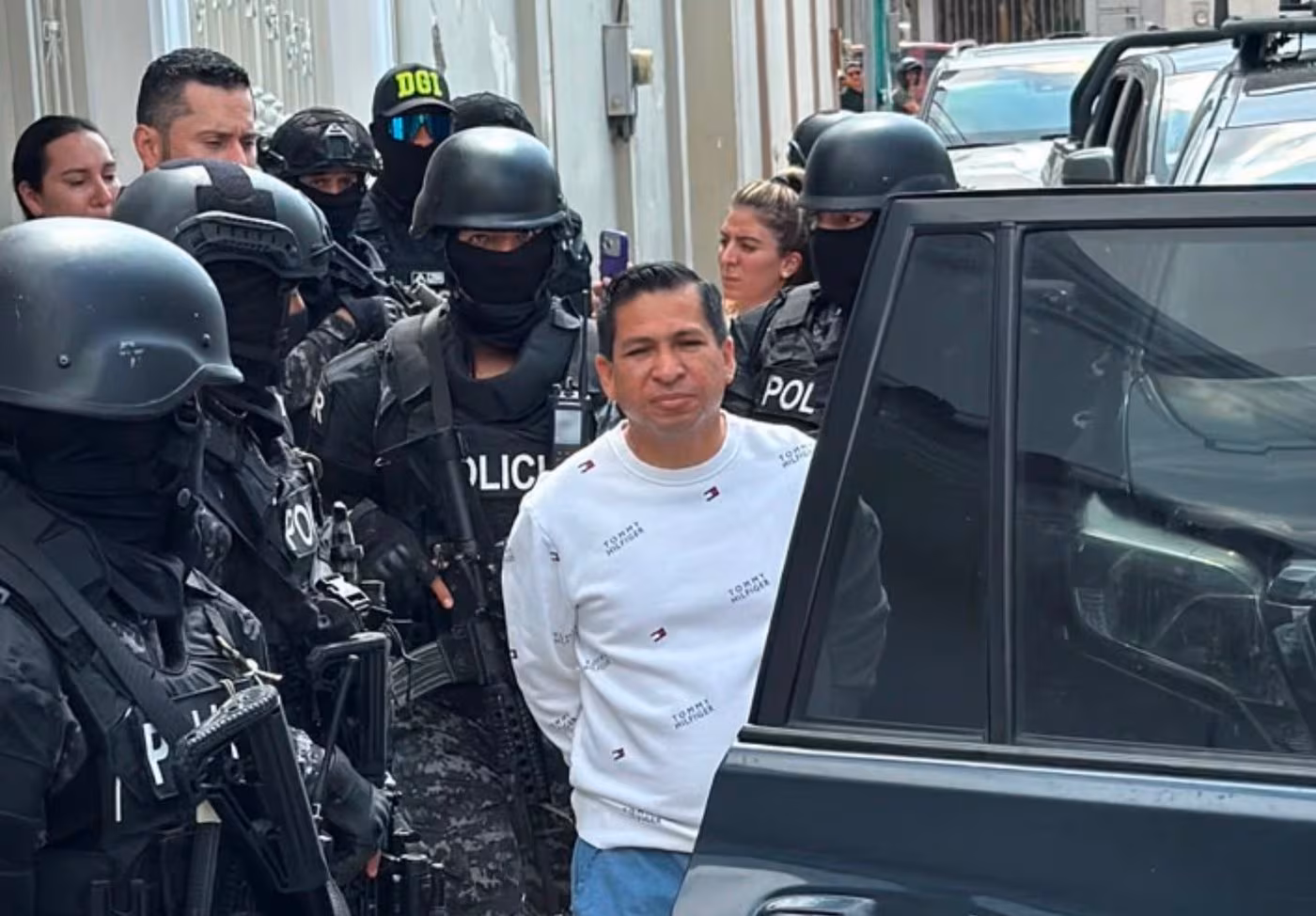 De $ 300.000 por sueldos a $ 6 millones en movimientos: las cifras que Fiscalía analiza de Darío Macas y su esposa en investigación por presunto enriquecimiento ilícito
