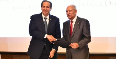 Salud Pública y HOMS sellan alianza enfrentar hepatitis viral y cáncer