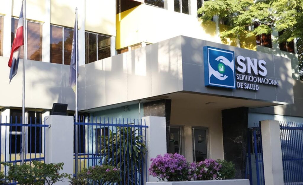 SNS: “Hospitales operan con tres turnos de cuatro horas, no con tanda extendida”