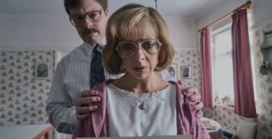 Bel Powley, de la nueva serie de Harry Potter, marca distancia de Rowling en tema trans