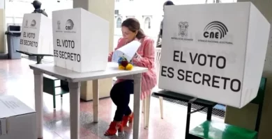 CNE autoriza 467 cambios de domicilio en Borbón y Miss Ecuador