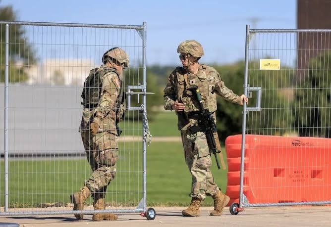 Un año después, la Guardia Nacional que desplegó Trump sigue patrullando Washington